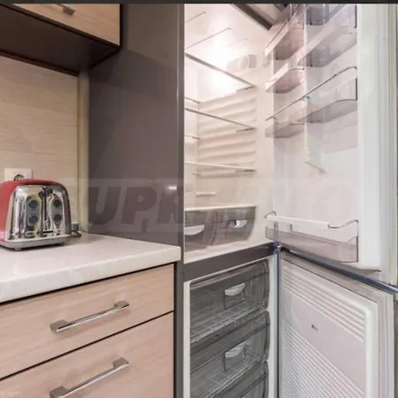 88zla Apartment Varna