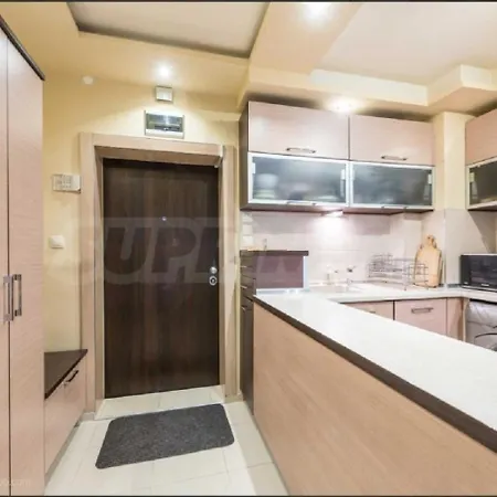88zla Apartment Varna